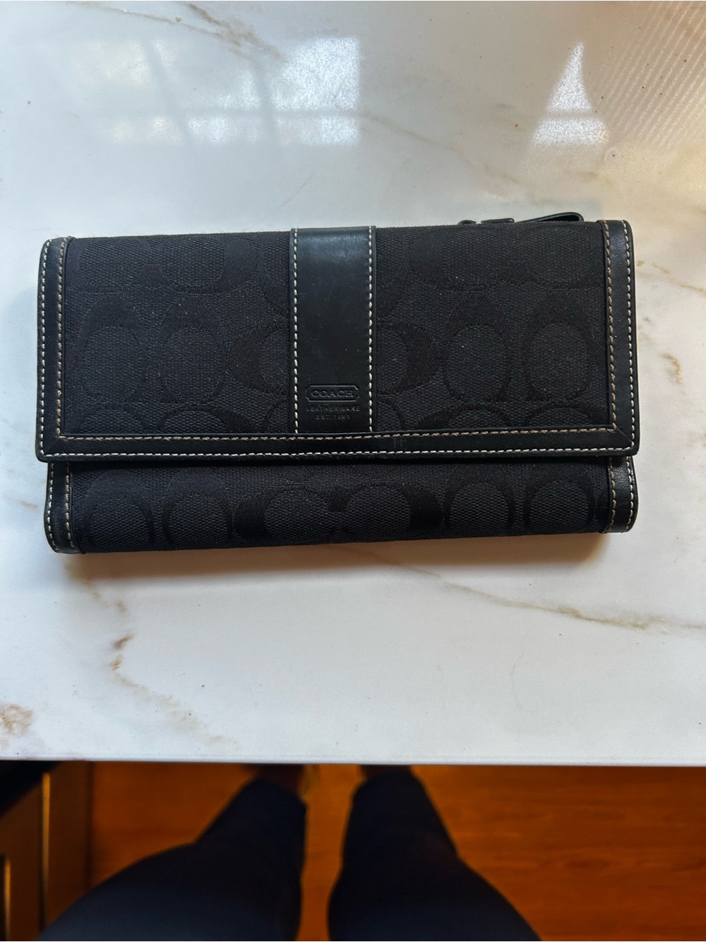 Coach Black Signature Continental Wallet with Contrast Stitching